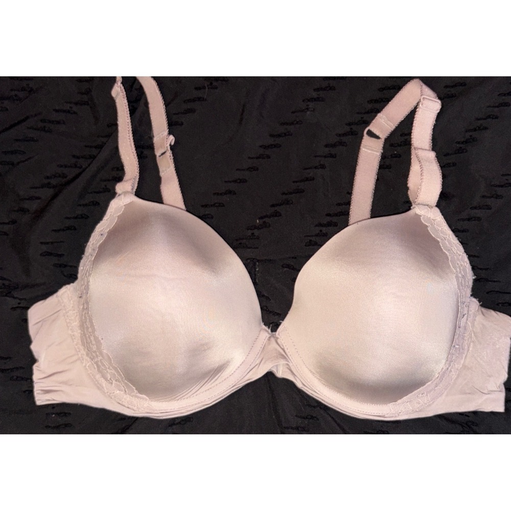 Maidenform Full Figure Light Pink One‎ Fab Fit Modern Demi T Shirt Bra, 38C